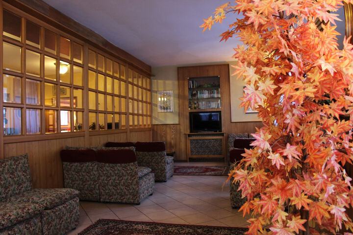 Hotel Interior 10 of 54