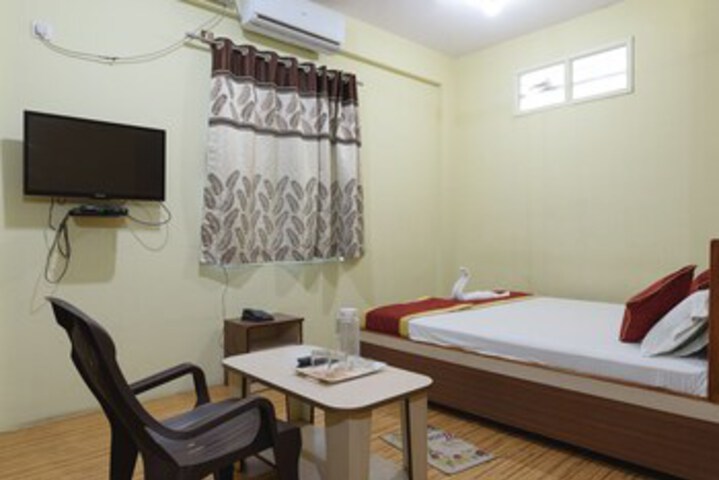 Room 32 of 50