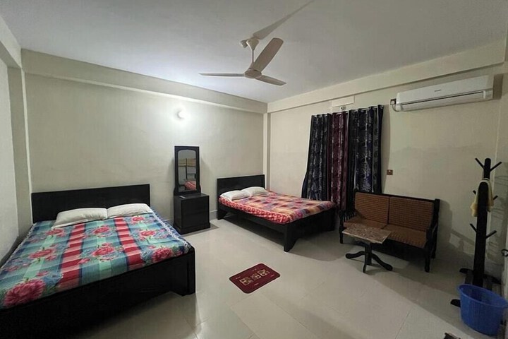 Room 5 of 45