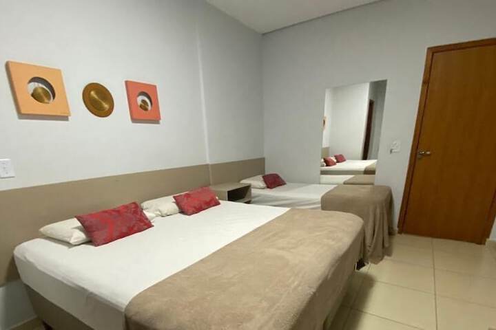Room 5 of 8
