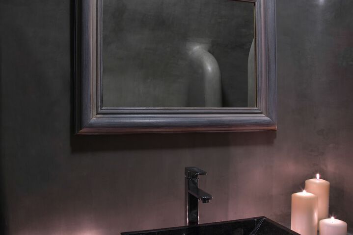 Room 17 of 18