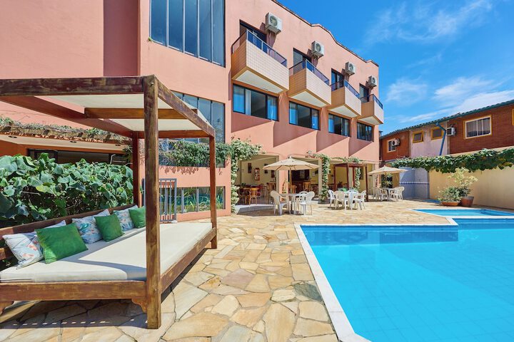 Pool Hotel