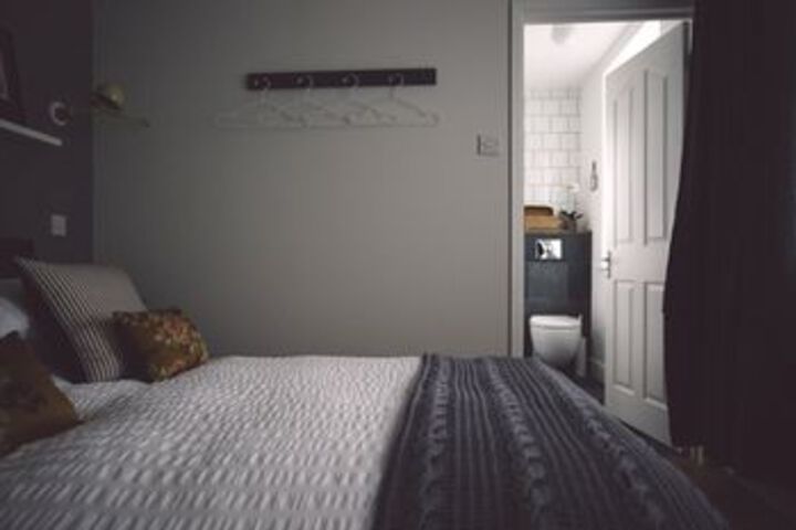 Room 47 of 64