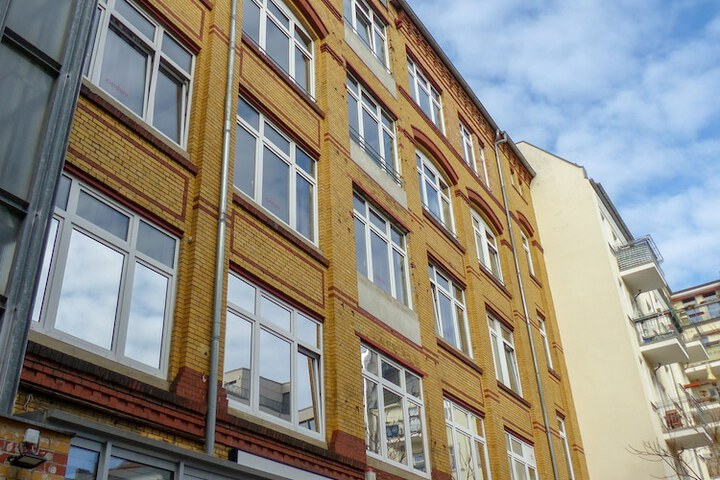 Hotel 85 of 86