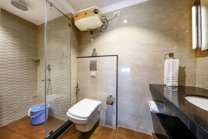 Room 8 of 20
