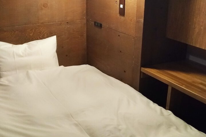 Room 95 of 139