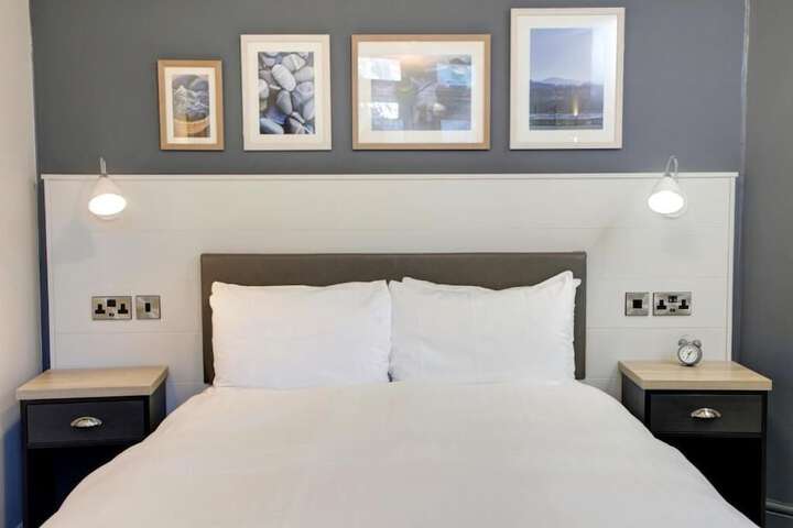 Room 21 of 59