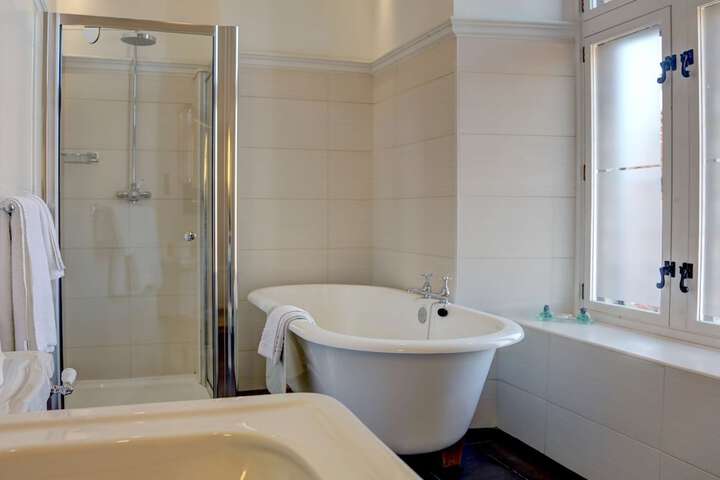 Room 55 of 112