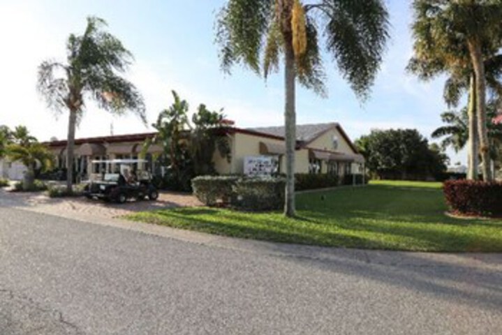 Hotel 6 of 25