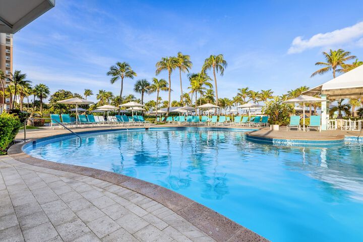 Pools & Facilities