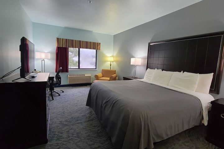 Room 32 of 55