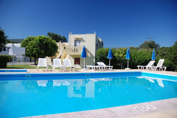 Pools & Facilities