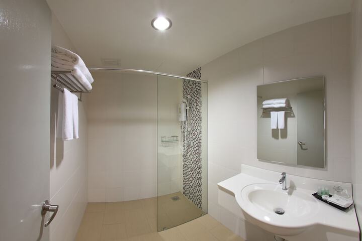 Clean Restrooms