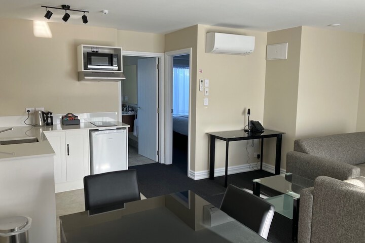 Room 54 of 104