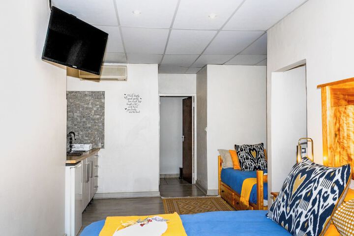 Room 49 of 188