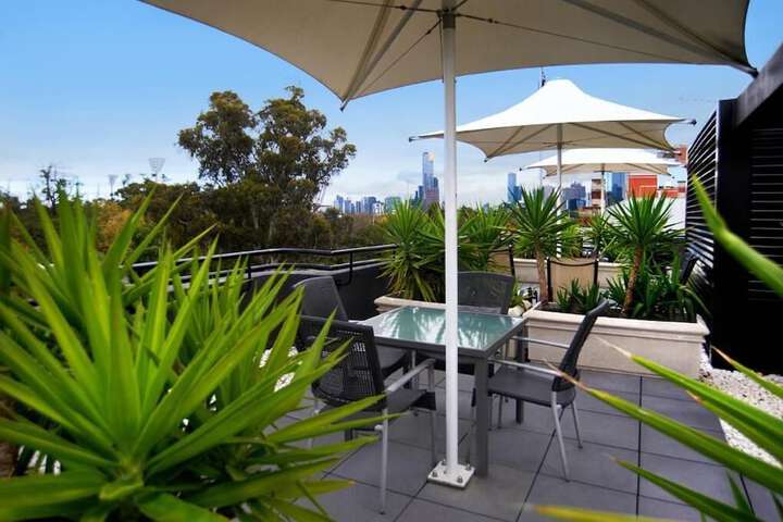Terrace/Patio 17 of 33