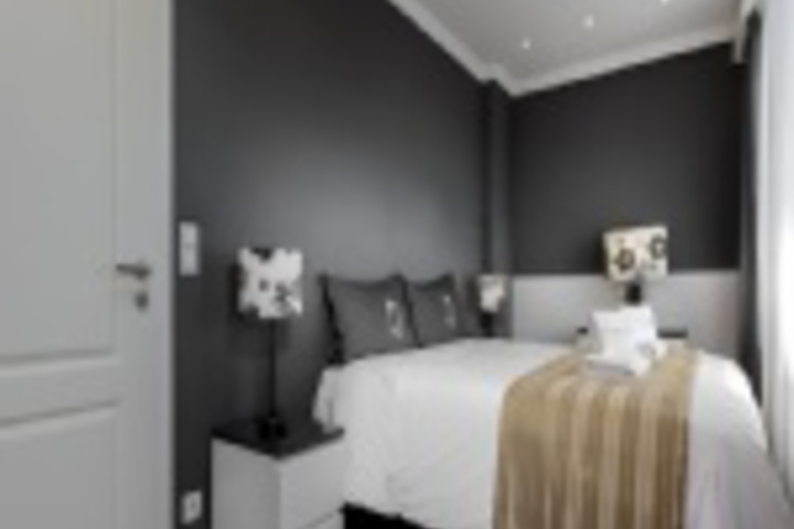Room 37 of 300