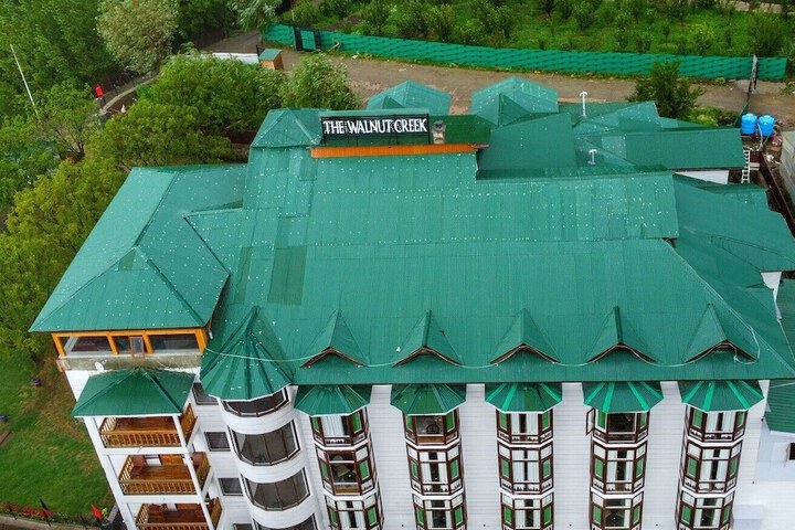 Walnut Creek Pahalgam