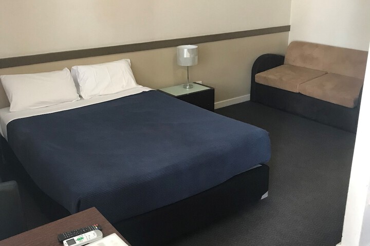 Room 4 of 47