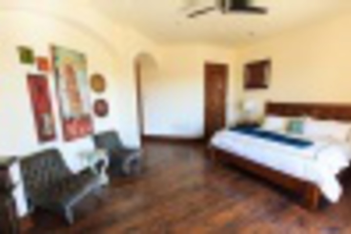 Room 304 of 552