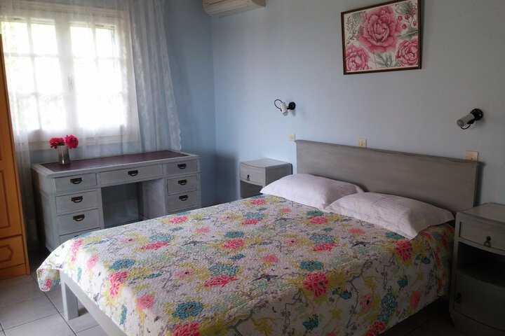 Room 4 of 29