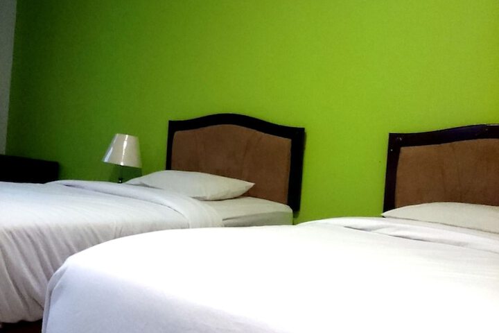 Room 20 of 37