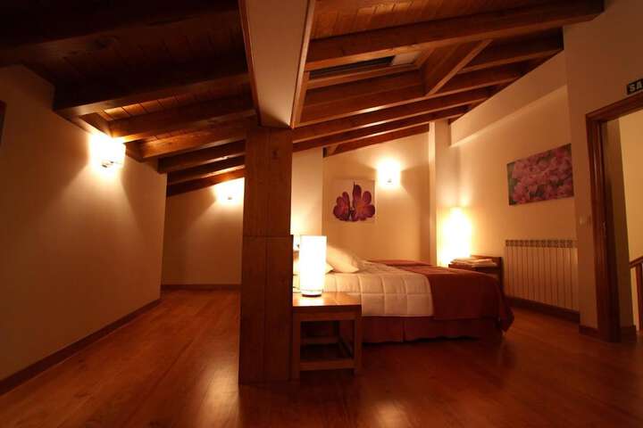 Room 7 of 37