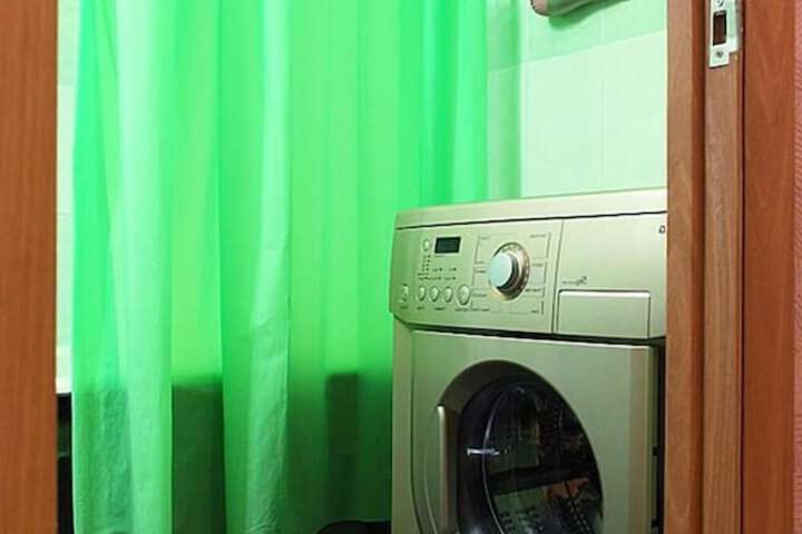 Room 3 of 16