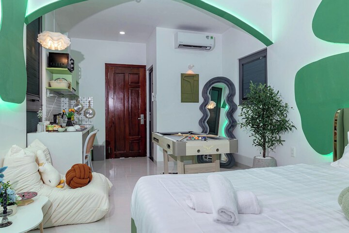 Room 26 of 107