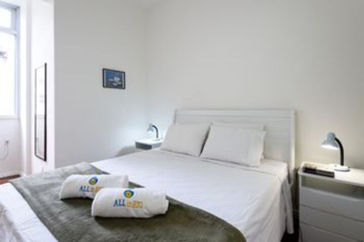 Room 17 of 34