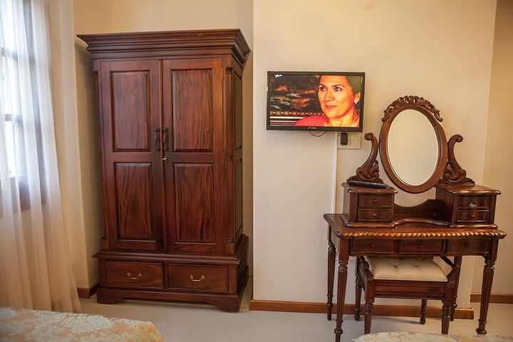 Room 22 of 37