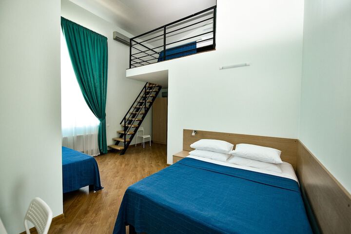Room 14 of 151