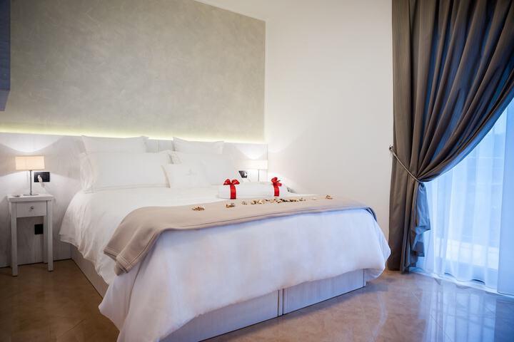 Room 4 of 47