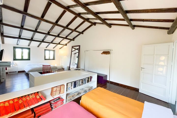 Room 14 of 85