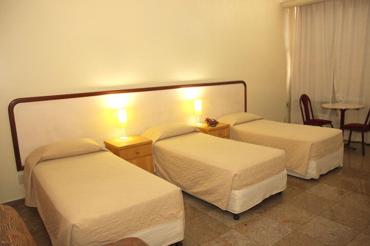 Room 5 of 19