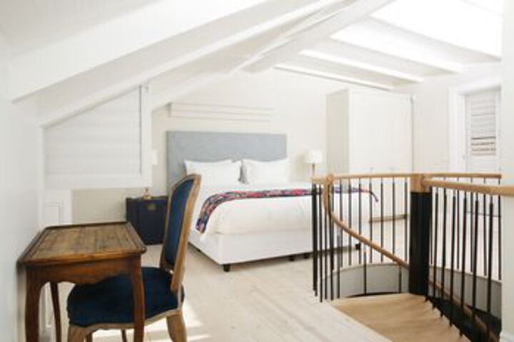 Room 12 of 21