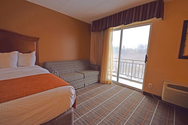 1 King Bed (14 of 17)