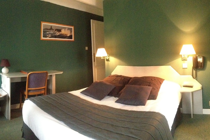 Room 16 of 41