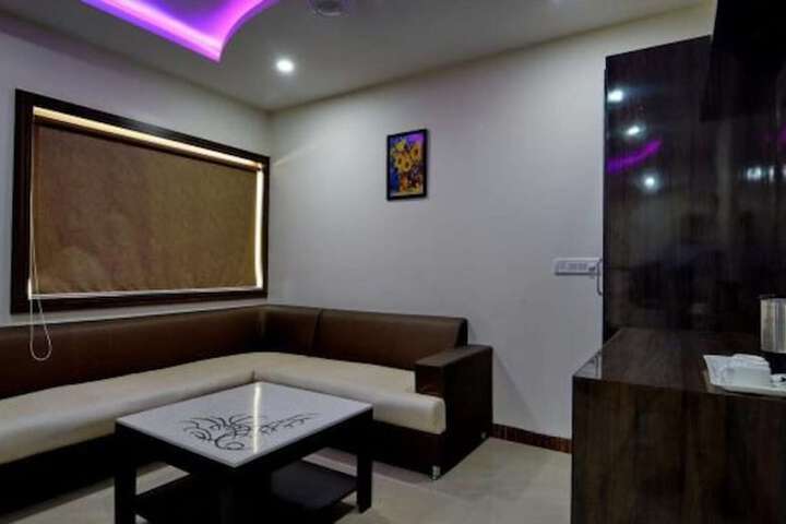 Room 14 of 54