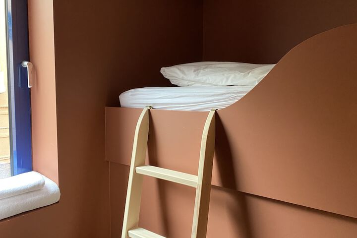 Room 14 of 69