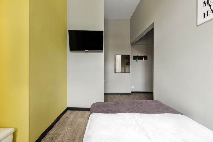Room 19 of 30