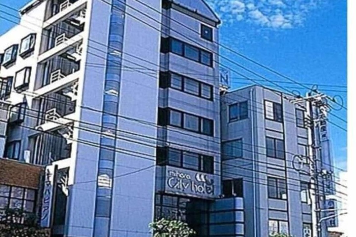 Hotel Entry