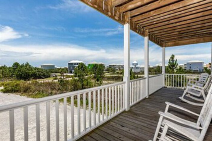 Terrace/Patio 4 of 37