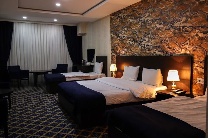 Room 15 of 38