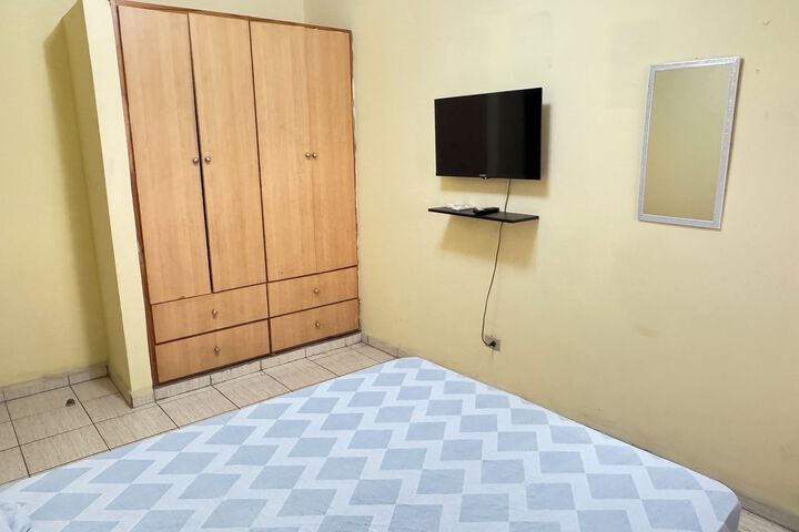 Room 27 of 28
