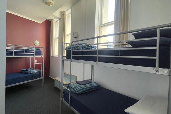 Room 25 of 57