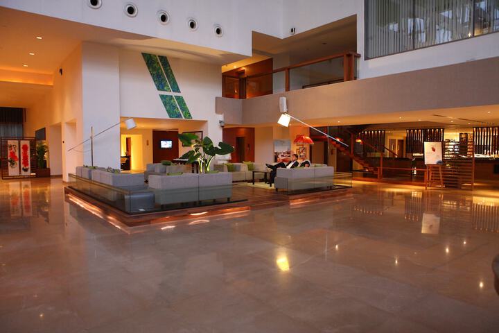 Hotel Interior 7 of 106