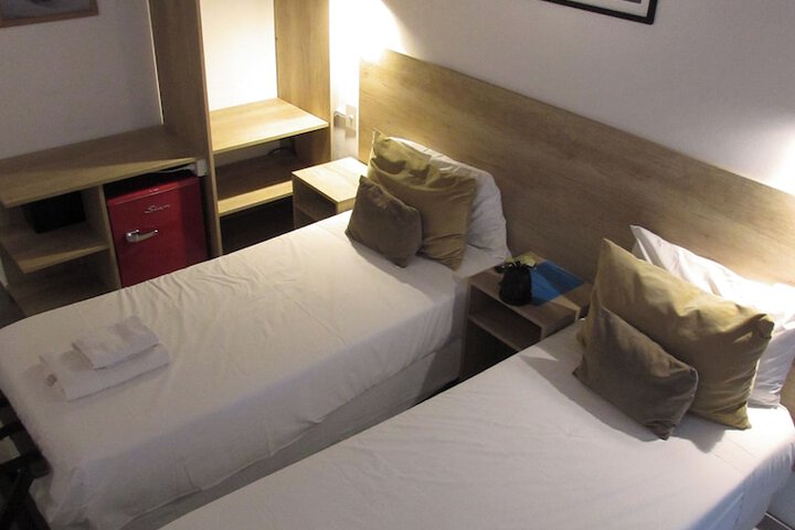 Room 12 of 48