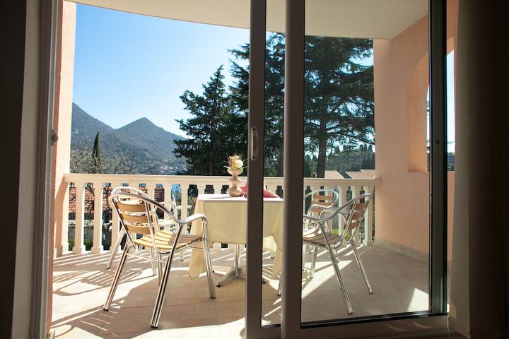 Terrace/Patio 26 of 49
