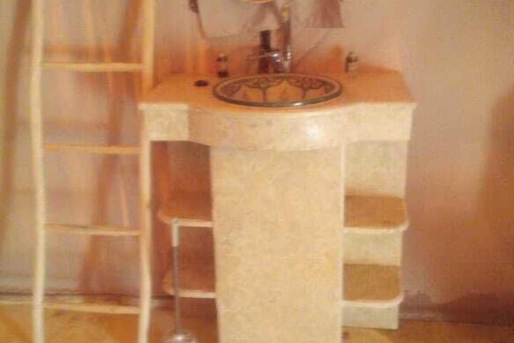 Room 2 of 49